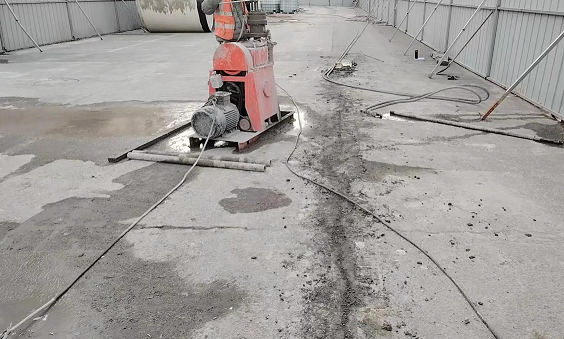 白银地基下沉注浆加固需要开挖吗？