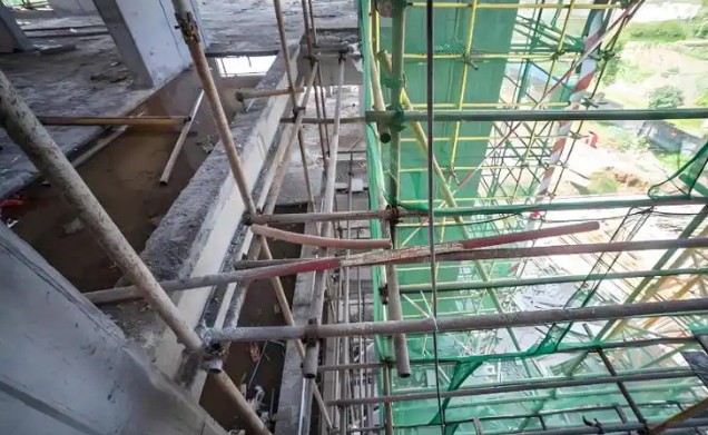 白银建筑物加固时材料强度等级须不低于原结构材料的实际强度等级！